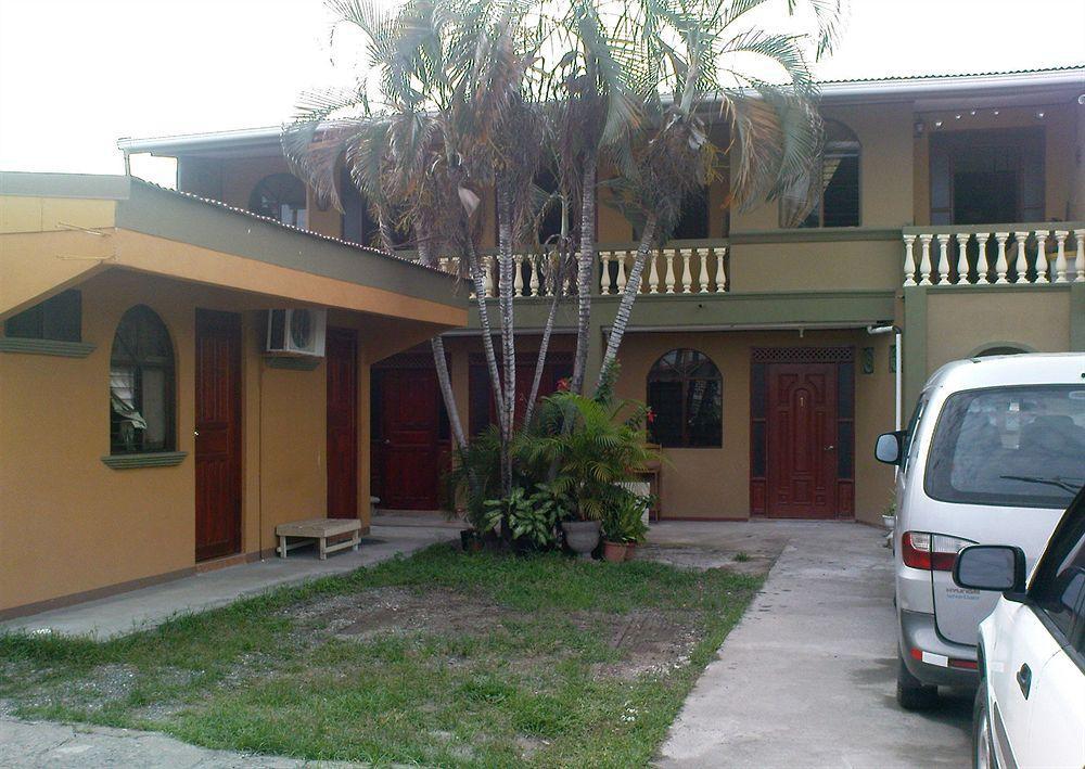 Cabinas Madeleine Puntarenas Zewnętrze zdjęcie
