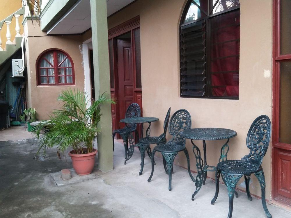 Cabinas Madeleine Puntarenas Zewnętrze zdjęcie