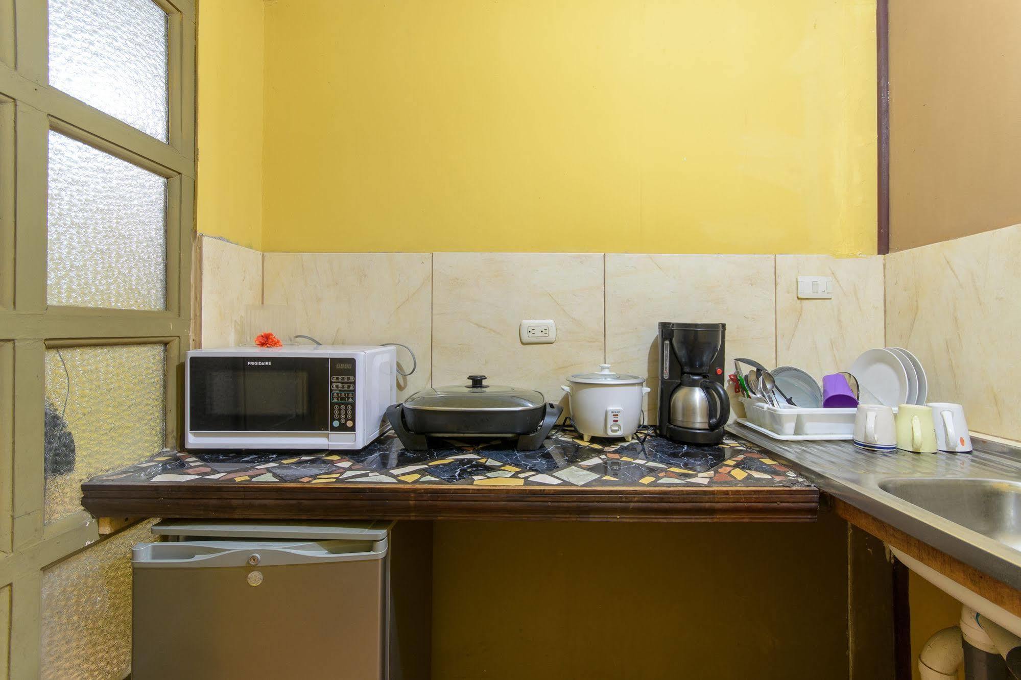 Cabinas Madeleine Puntarenas Zewnętrze zdjęcie